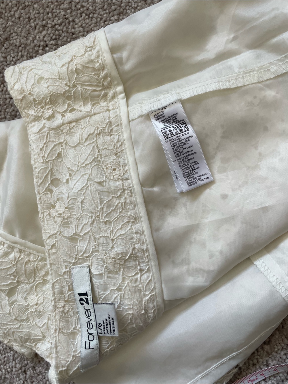 BRAND NEW 💛 F21 Feminine Lace Pencil Skirt - Picture 8 of 15